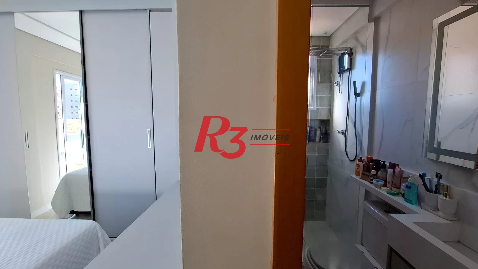 Apartamento com 2 dormitórios à venda, 54 m² por R$ 525.000,00 - Campo Grande - Santos/SP
