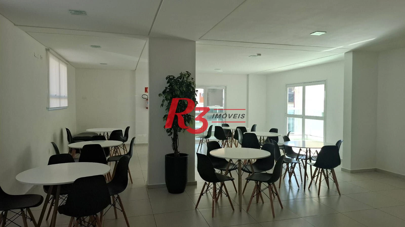 Apartamento com 2 dormitórios à venda, 54 m² por R$ 525.000,00 - Campo Grande - Santos/SP