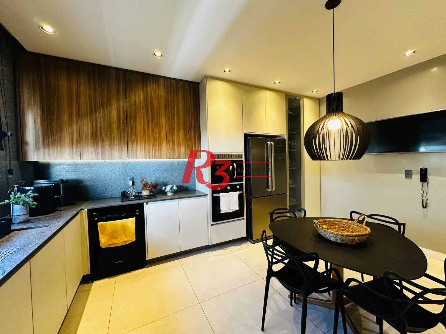 Apartamento com 4 dormitórios à venda, 238 m² por R$ 2.800.000,00 - Boqueirão - Santos/SP