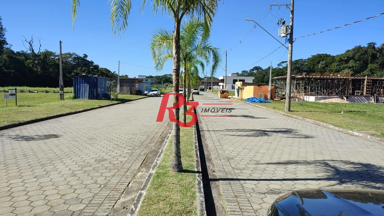 Terreno à venda, 800 m² na Riviera de São Lourenço.