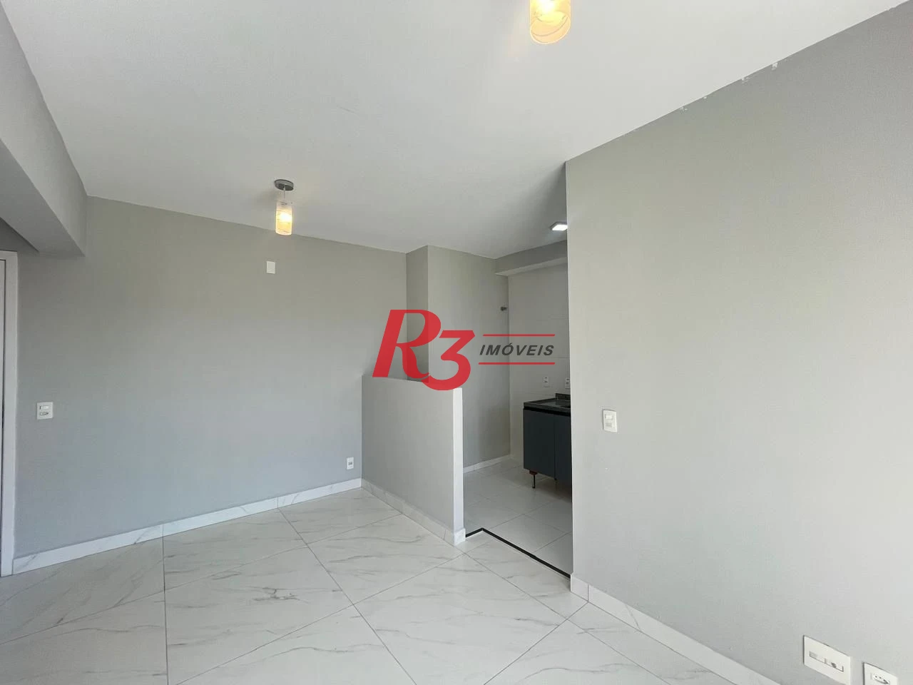 Apartamento com 2 dormitórios à venda, 52 m² por R$ 305.000,00 - Morro de Nova Cintra - Santos/SP