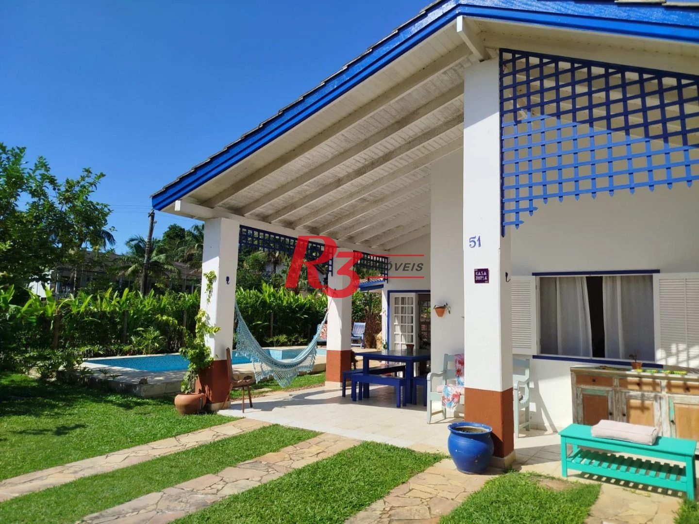 Exclusiva Casa de Esquina na Riviera de São Lourenço – Conforto, Privacidade e Sofisticação a Poucos Passos da Praia