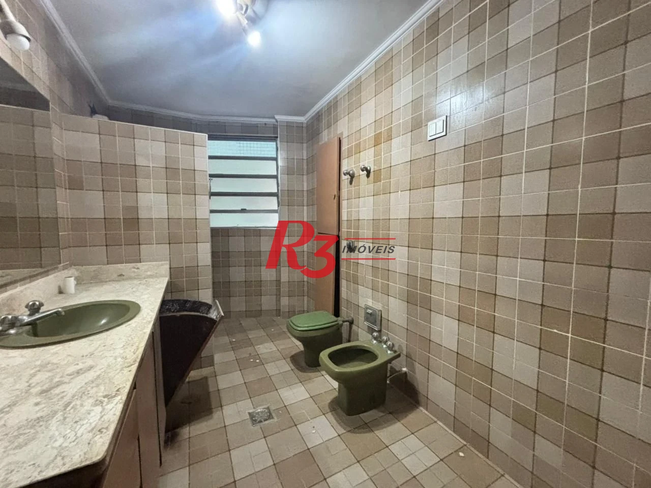 Apartamento com 3 dormitórios para alugar, 255 m² por R$ 6.700,00/mês - Boqueirão - Santos/SP