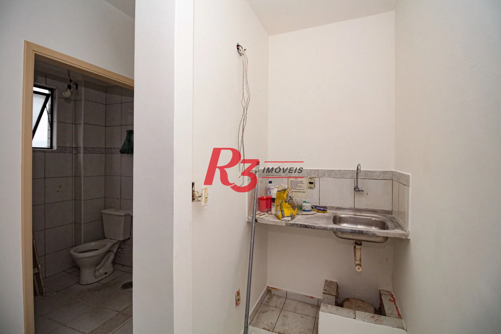 Sala à venda, 104 m² por R$ 247.000,00 - Vila Matias - Santos/SP