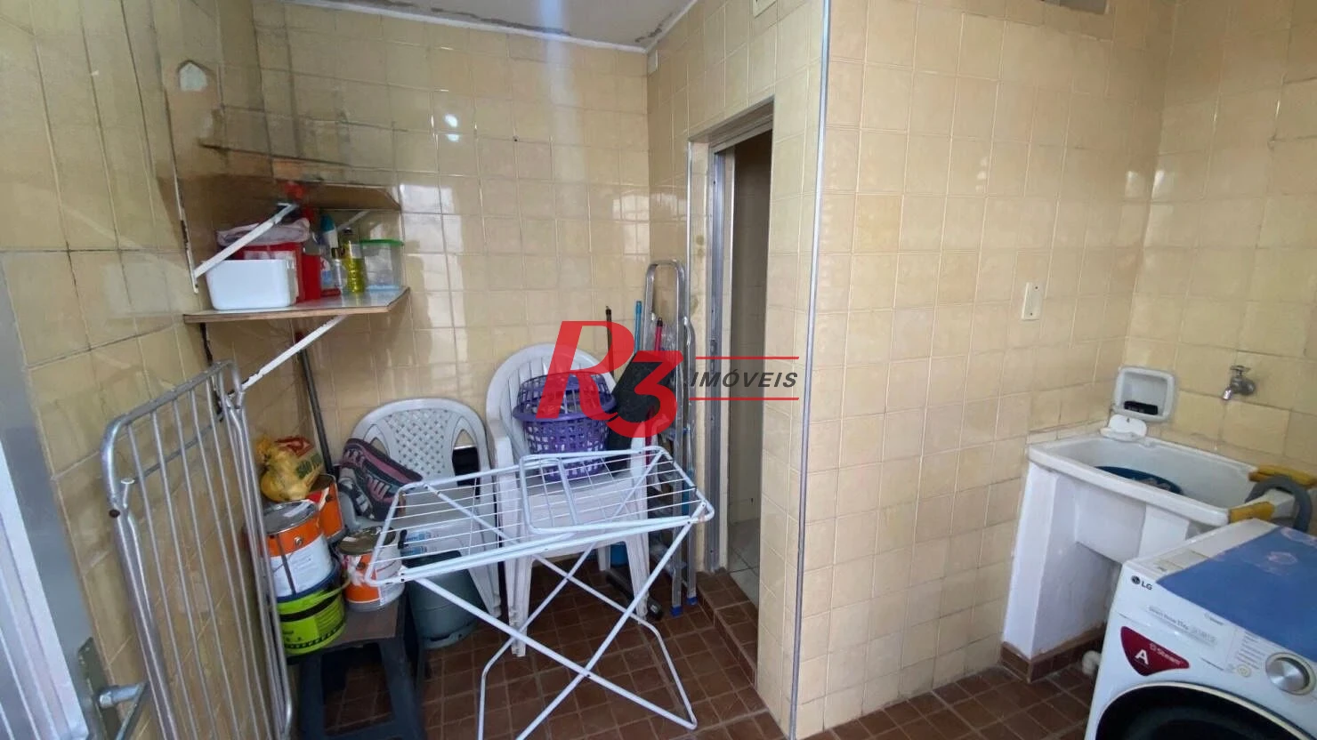Casa com 3 dormitórios à venda, 103 m² por R$ 680.000,00 - Vila Belmiro - Santos/SP