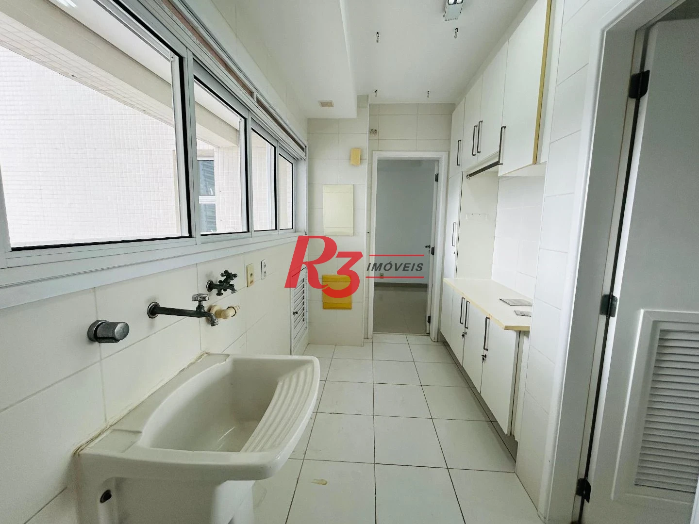 Apartamento com 3 dormitórios, 189 m² - venda por R$ 2.350.000,00 ou aluguel por R$ 15.000,00/mês - Ponta da Praia - Santos/SP