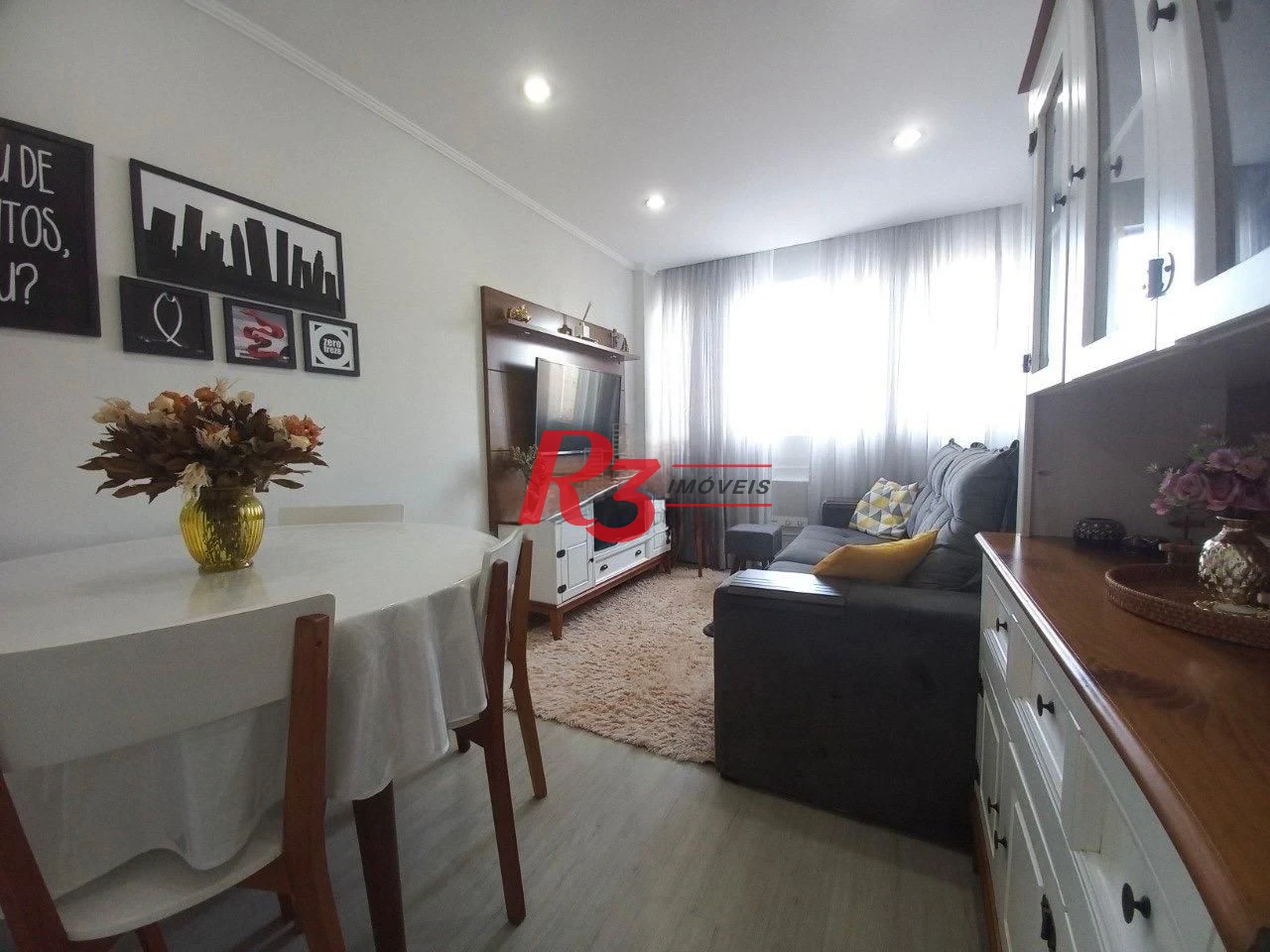Apartamento com 1 dormitório à venda, 52 m² por R$ 325.000,00 - Marapé - Santos/SP
