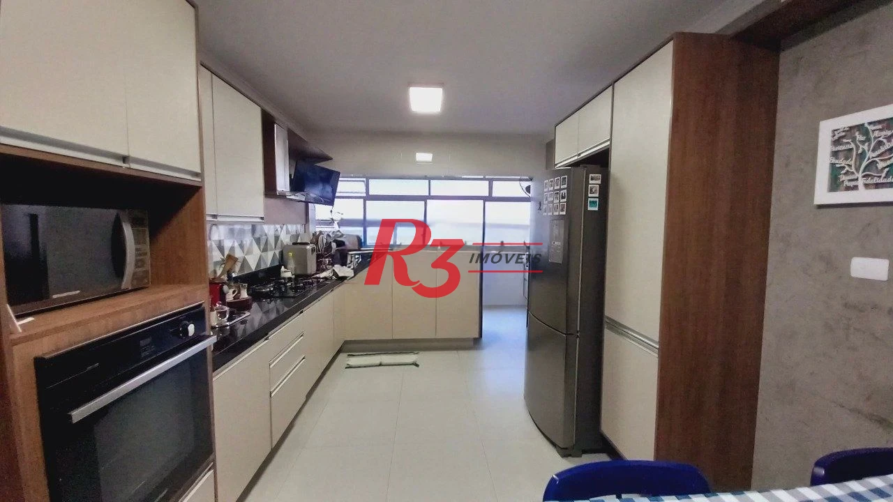 Apartamento com 3 dormitórios à venda, 118 m² por R$ 799.000,00 - Campo Grande - Santos/SP