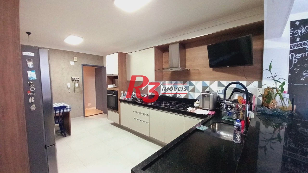 Apartamento com 3 dormitórios à venda, 118 m² por R$ 799.000,00 - Campo Grande - Santos/SP