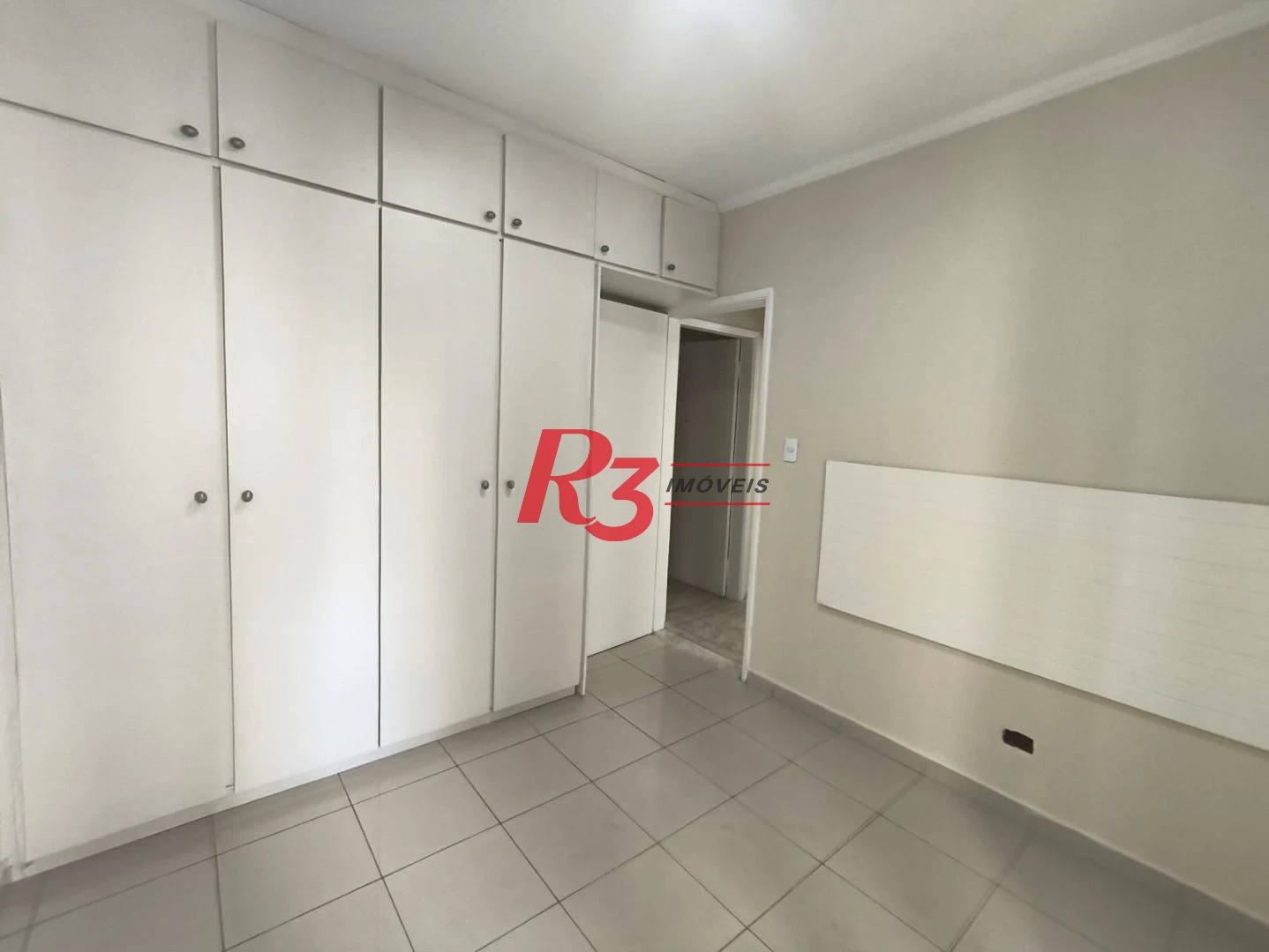 Apartamento com 1 dormitório à venda, 74 m² por R$ 750.000,00 - Ponta da Praia - Santos/SP