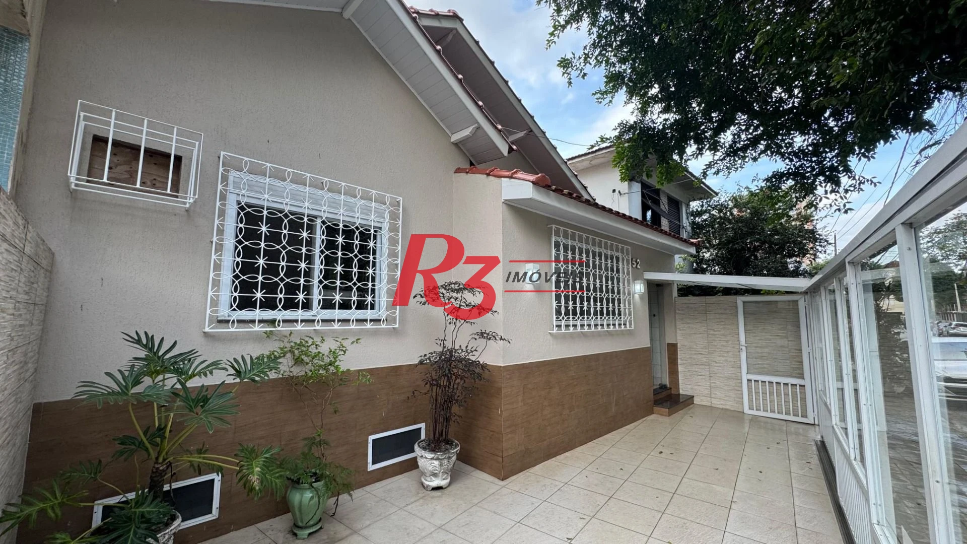 Casa com 4 dormitórios para alugar, 100 m² por R$ 4.700,00/mês - Encruzilhada - Santos/SP