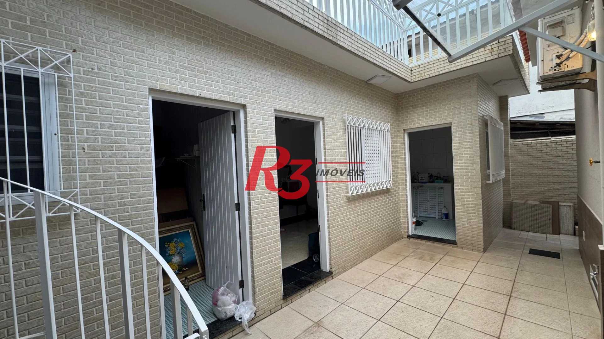 Casa com 4 dormitórios para alugar, 100 m² por R$ 4.700,00/mês - Encruzilhada - Santos/SP