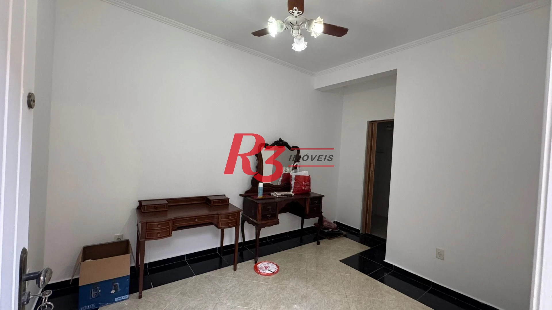 Casa com 4 dormitórios para alugar, 100 m² por R$ 4.700,00/mês - Encruzilhada - Santos/SP
