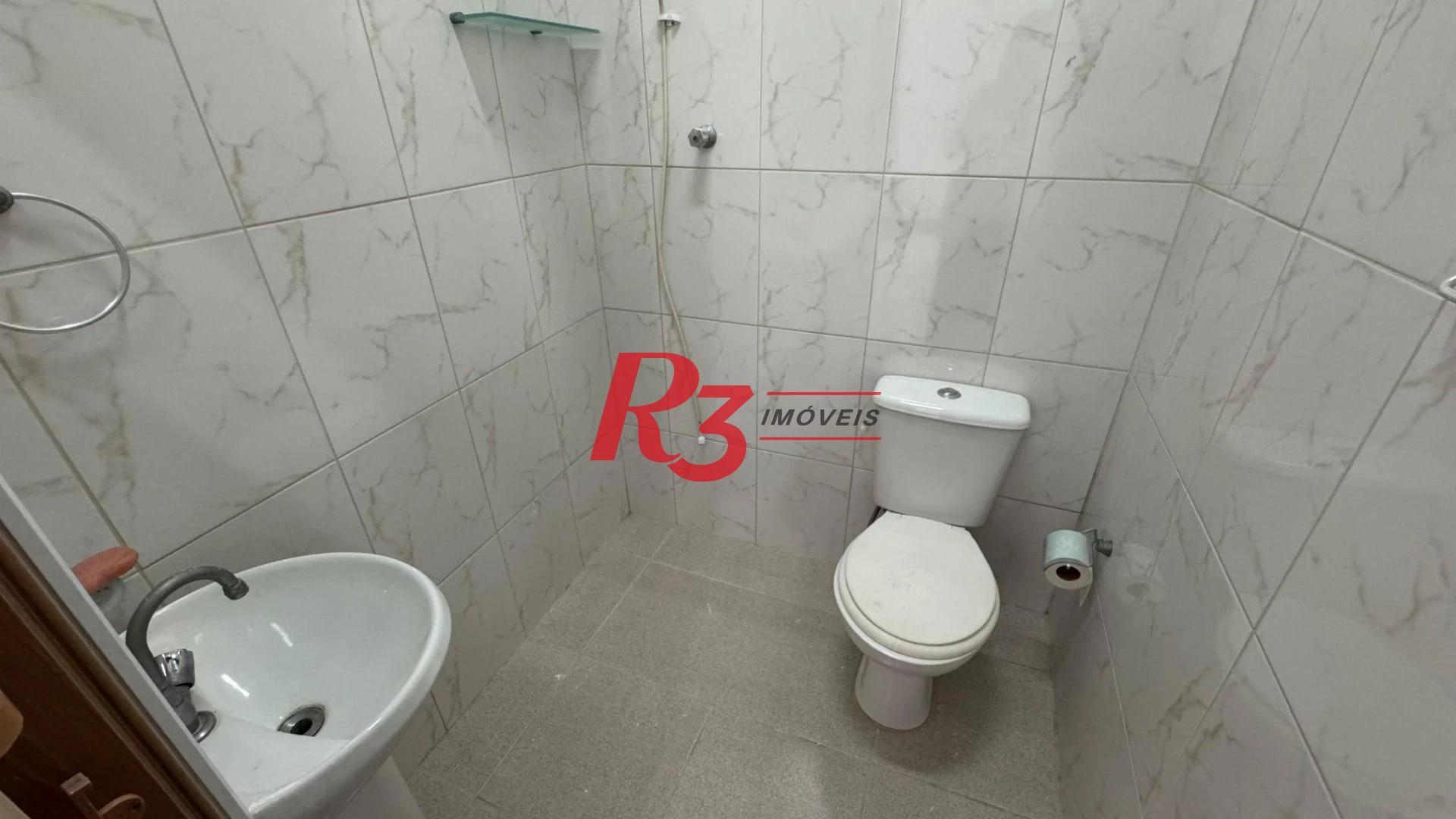 Casa com 4 dormitórios para alugar, 100 m² por R$ 4.700,00/mês - Encruzilhada - Santos/SP