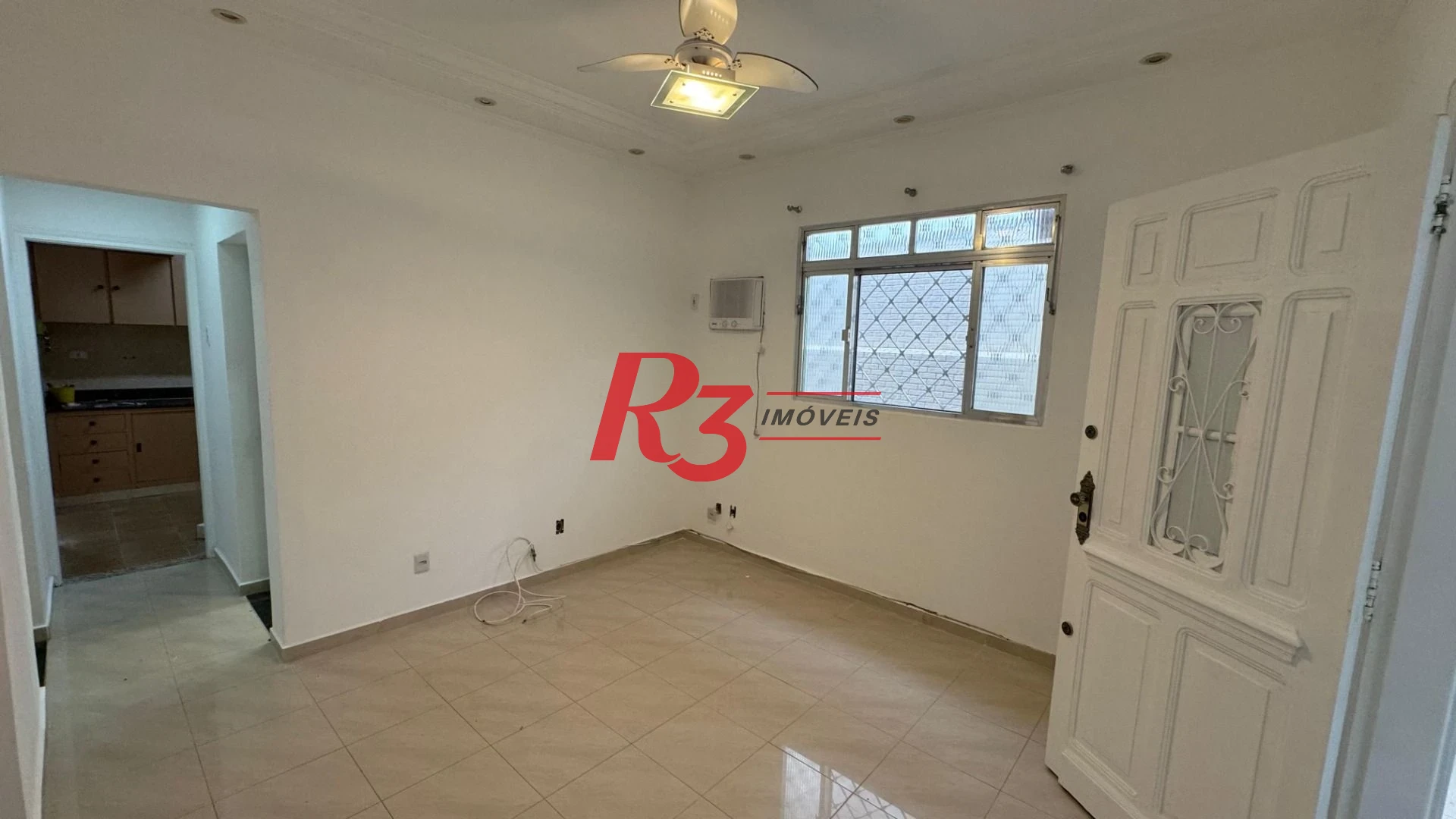 Casa com 4 dormitórios para alugar, 100 m² por R$ 4.700,00/mês - Encruzilhada - Santos/SP
