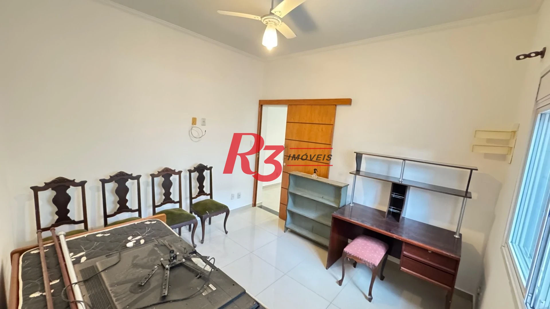 Casa com 4 dormitórios para alugar, 100 m² por R$ 4.700,00/mês - Encruzilhada - Santos/SP