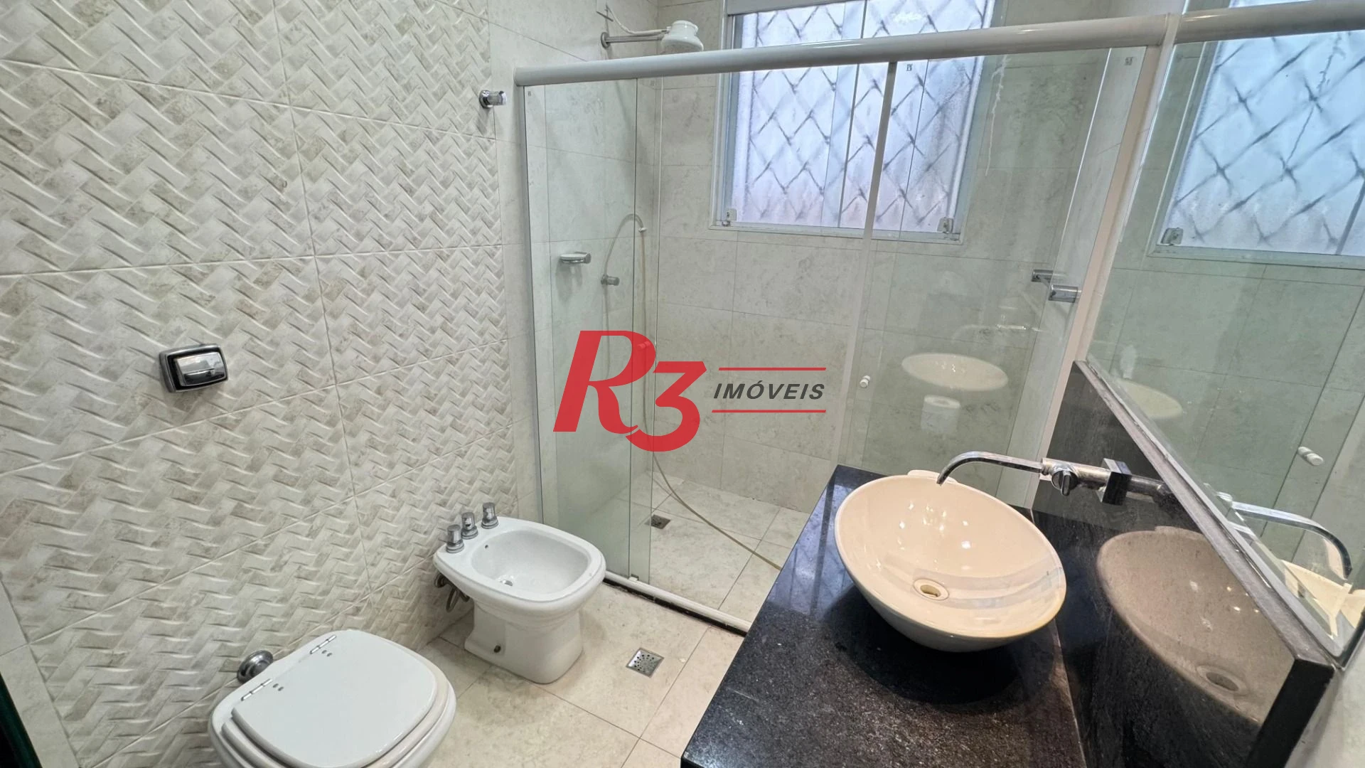 Casa com 4 dormitórios para alugar, 100 m² por R$ 4.700,00/mês - Encruzilhada - Santos/SP