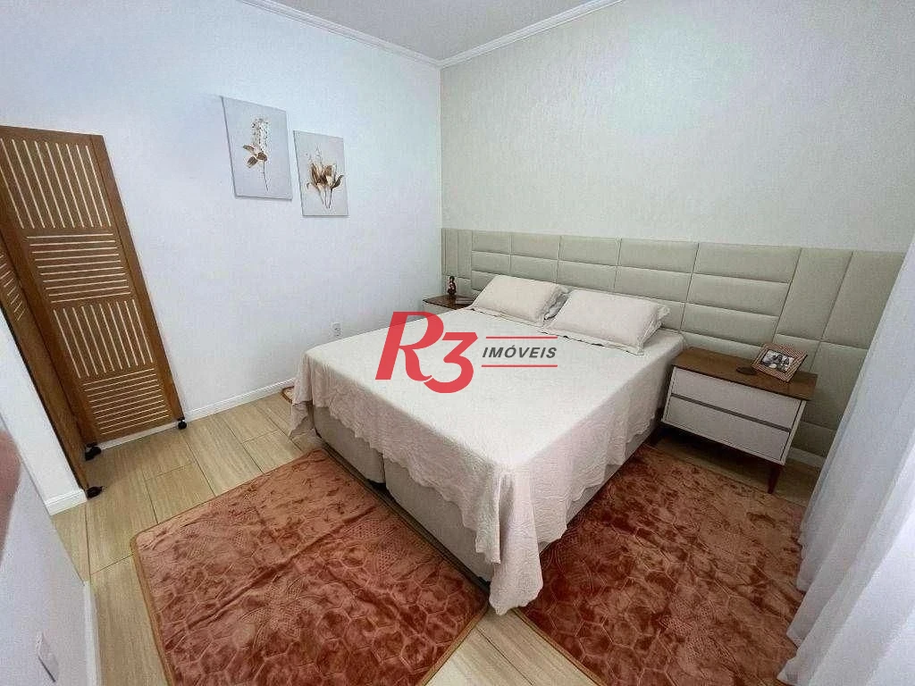 Casa com 4 dormitórios à venda, 173 m² por R$ 1.400.000,00 - Campo Grande - Santos/SP