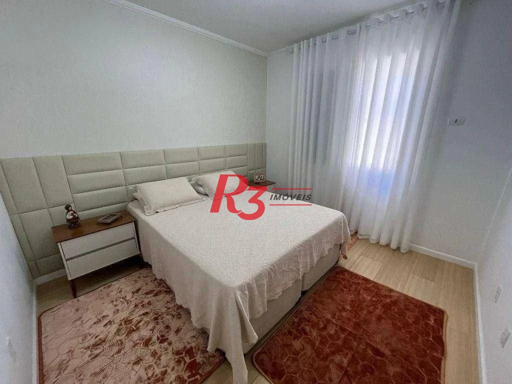 Casa com 4 dormitórios à venda, 173 m² por R$ 1.400.000,00 - Campo Grande - Santos/SP