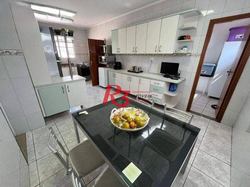 Casa com 4 dormitórios à venda, 173 m² por R$ 1.400.000,00 - Campo Grande - Santos/SP