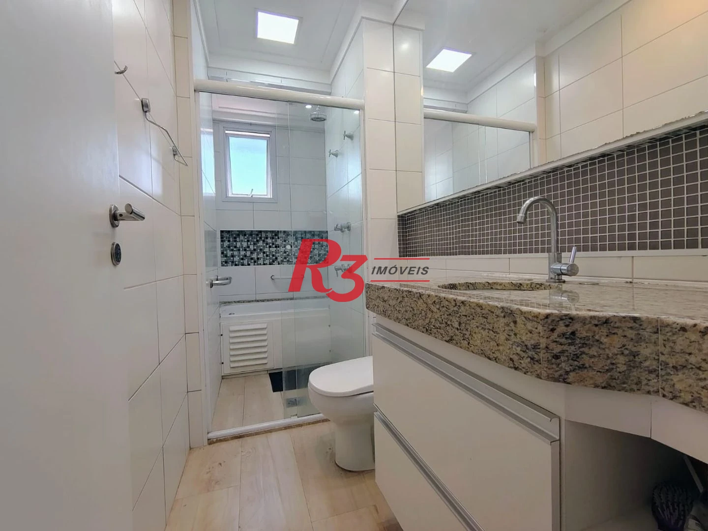 Apartamento com 1 dormitório à venda, 62 m² por R$ 830.000,00 - Ponta da Praia - Santos/SP