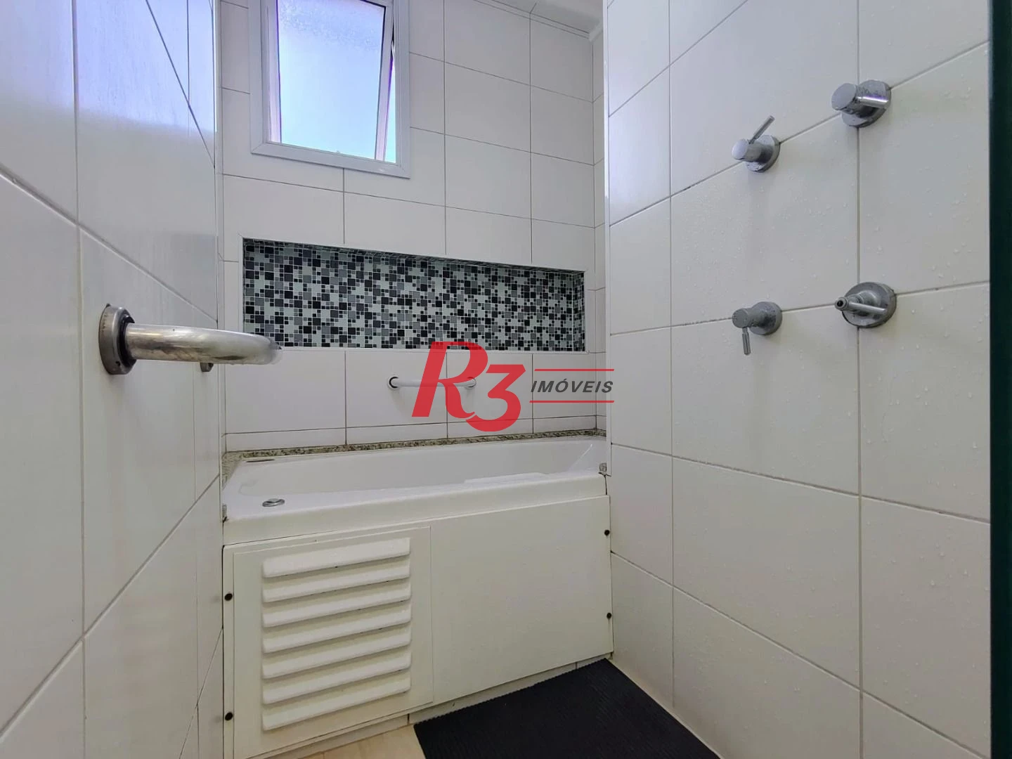 Apartamento com 1 dormitório à venda, 62 m² por R$ 830.000,00 - Ponta da Praia - Santos/SP