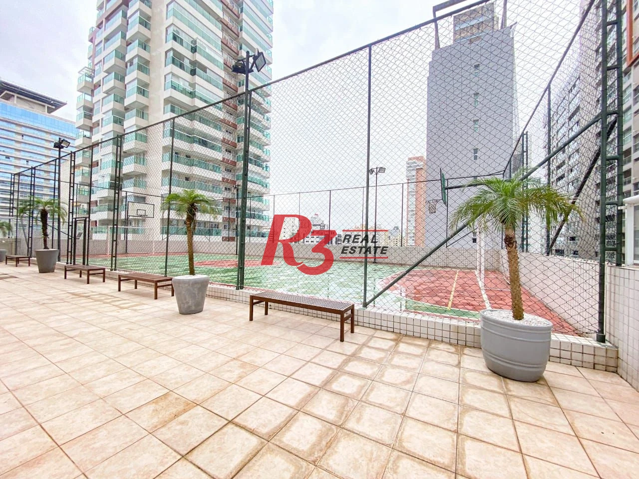 Apartamento com 2 dormitórios à venda, 97 m² por R$ 1.250.000,00 - Gonzaga - Santos/SP