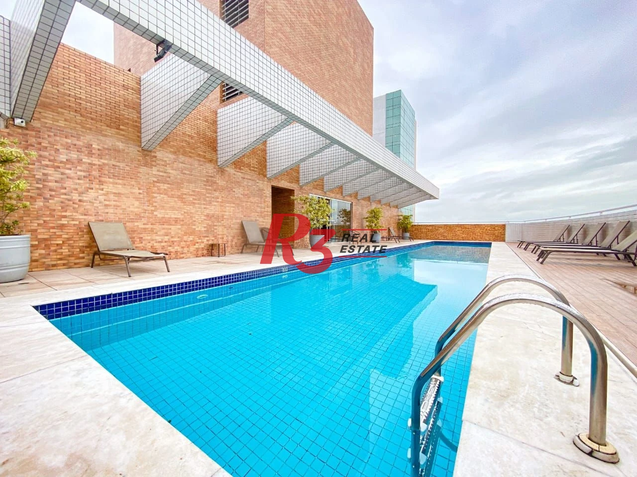 Apartamento com 2 dormitórios à venda, 97 m² por R$ 1.250.000,00 - Gonzaga - Santos/SP