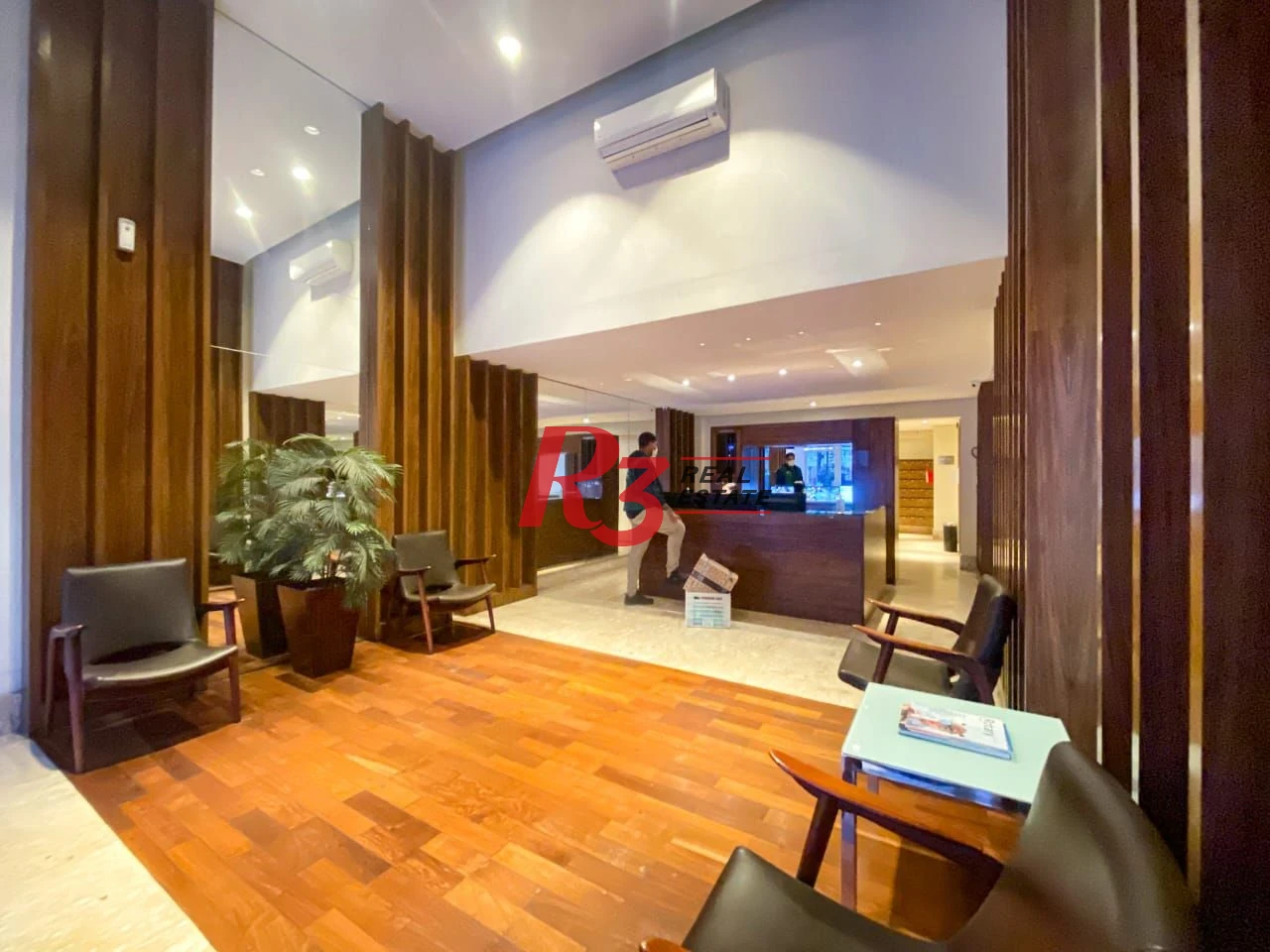 Apartamento com 2 dormitórios à venda, 97 m² por R$ 1.250.000,00 - Gonzaga - Santos/SP