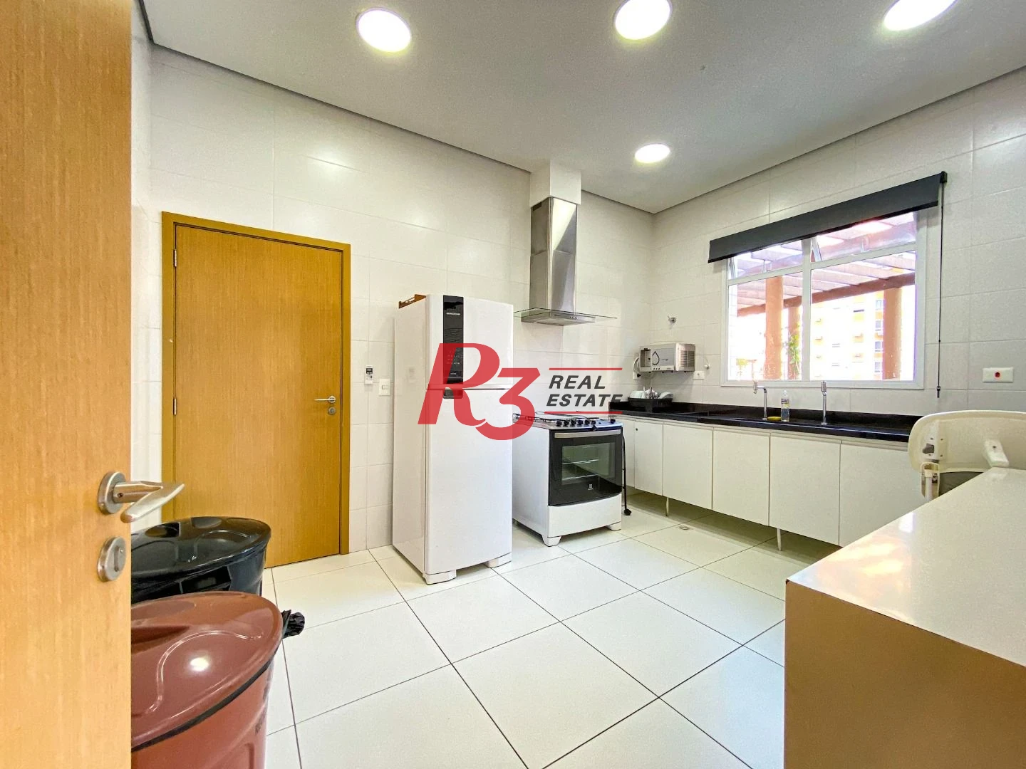 Cobertura à venda, 450 m² por R$ 8.900.000,00 - Gonzaga - Santos/SP