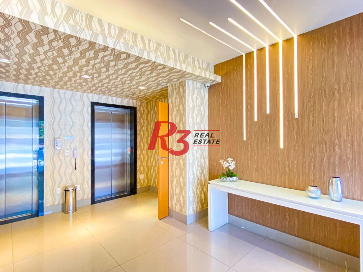 Apartamento à venda, 52 m² por R$ 640.000,00 - Embaré - Santos/SP