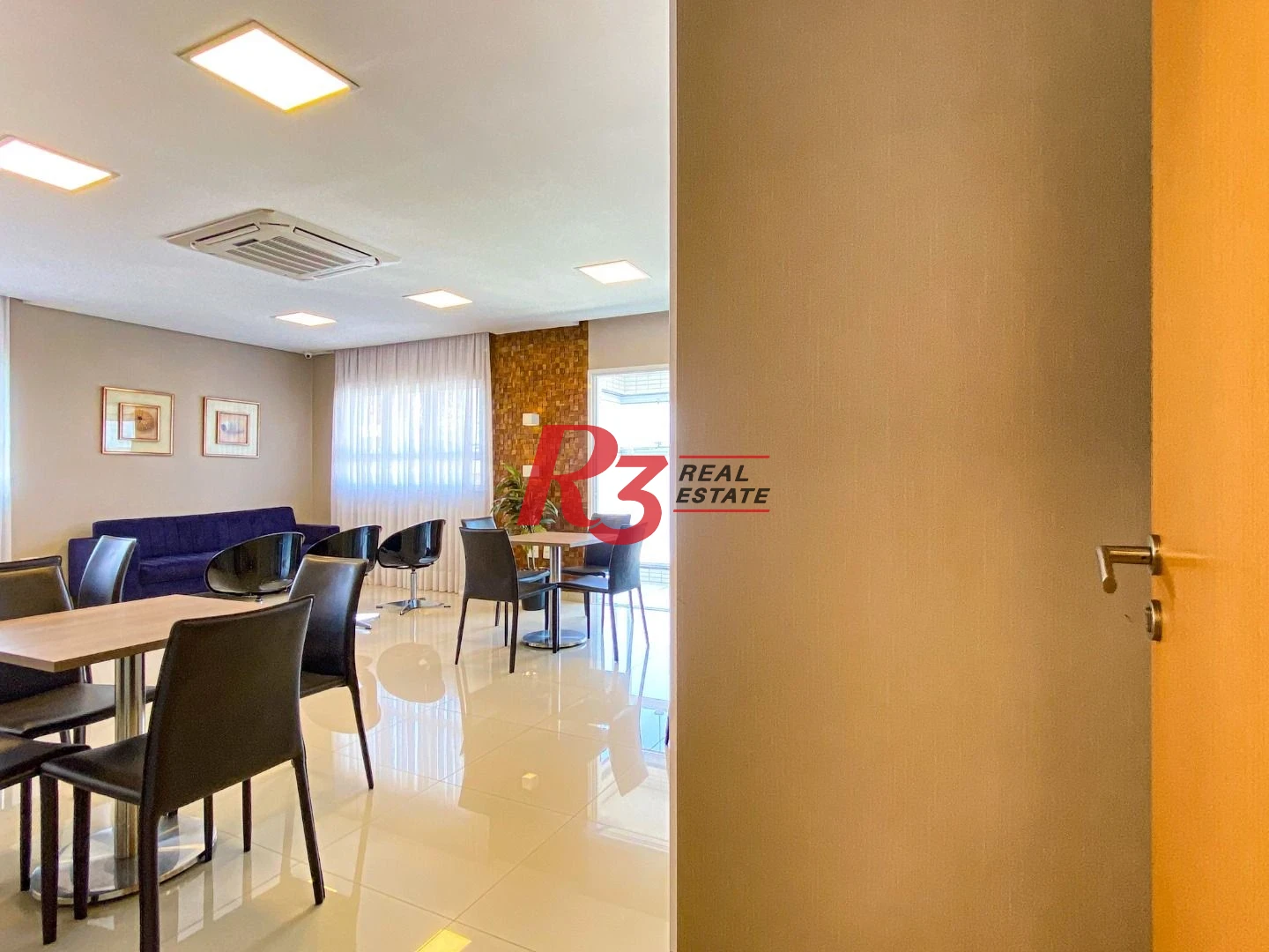 Apartamento à venda, 52 m² por R$ 640.000,00 - Embaré - Santos/SP