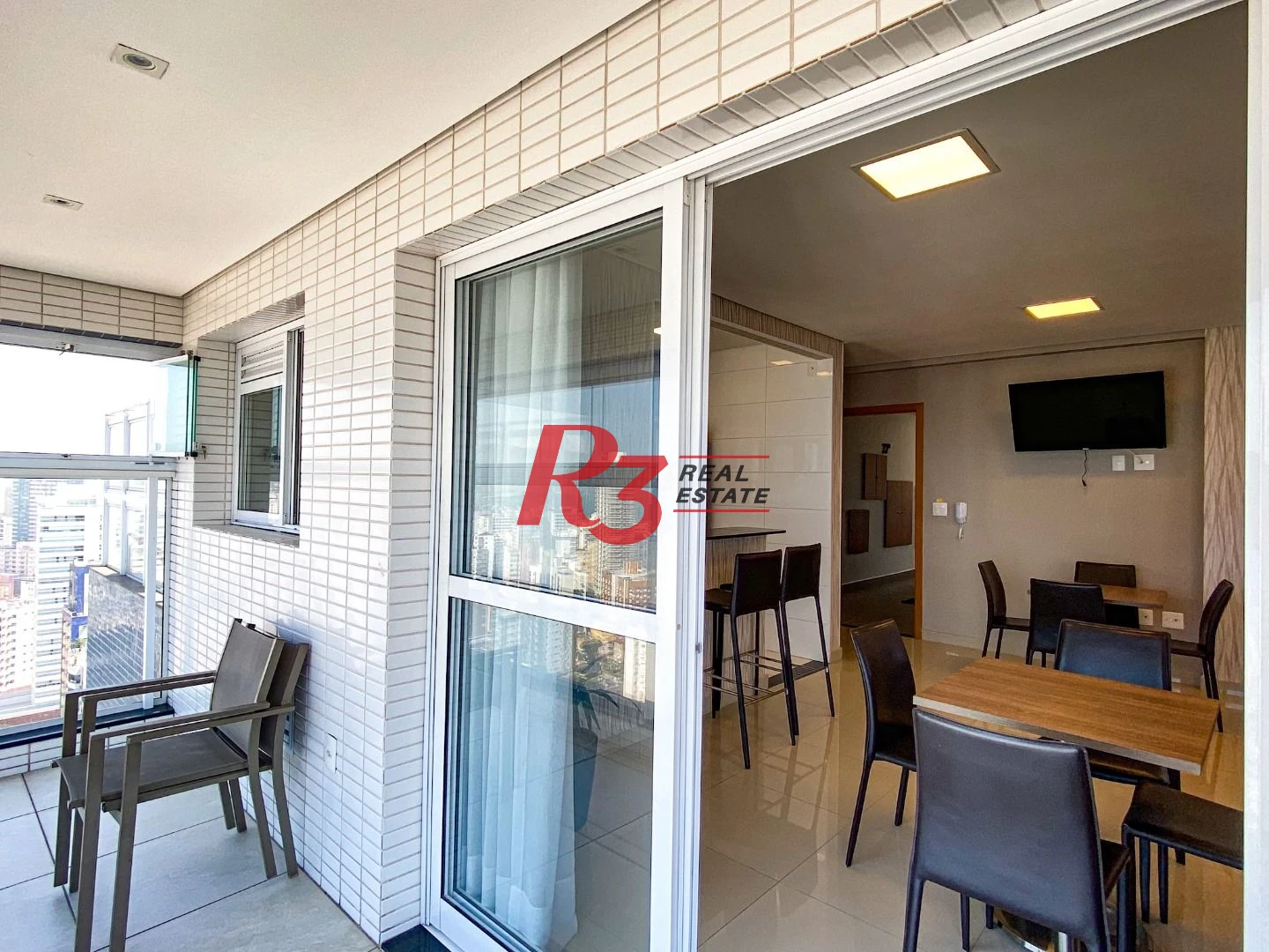 Apartamento à venda, 52 m² por R$ 640.000,00 - Embaré - Santos/SP