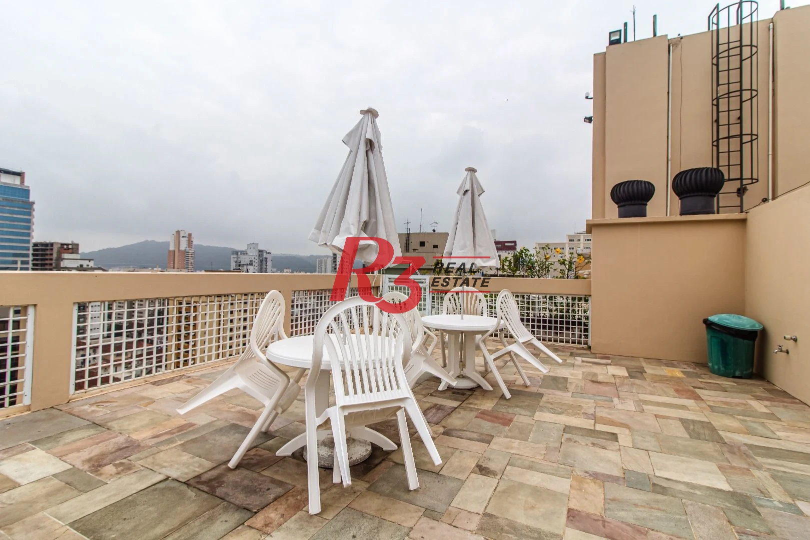 Apartamento à venda, 69 m² por R$ 480.000,00 - Gonzaga - Santos/SP