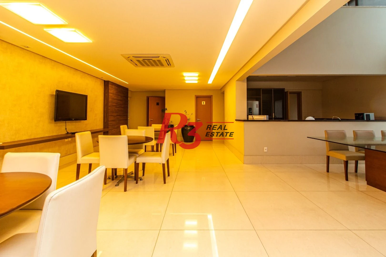Apartamento com 3 dormitórios à venda, 171 m² por R$ 2.200.000,00 - Embaré - Santos/SP