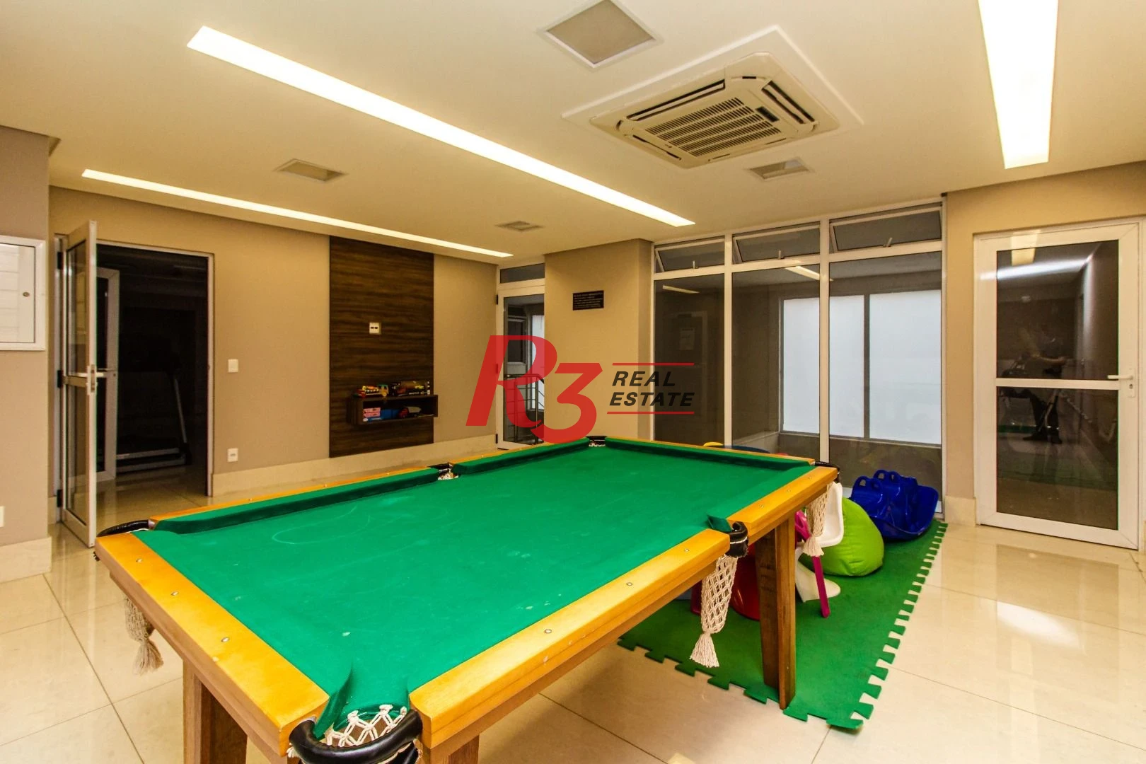 Apartamento com 3 dormitórios à venda, 171 m² por R$ 2.200.000,00 - Embaré - Santos/SP