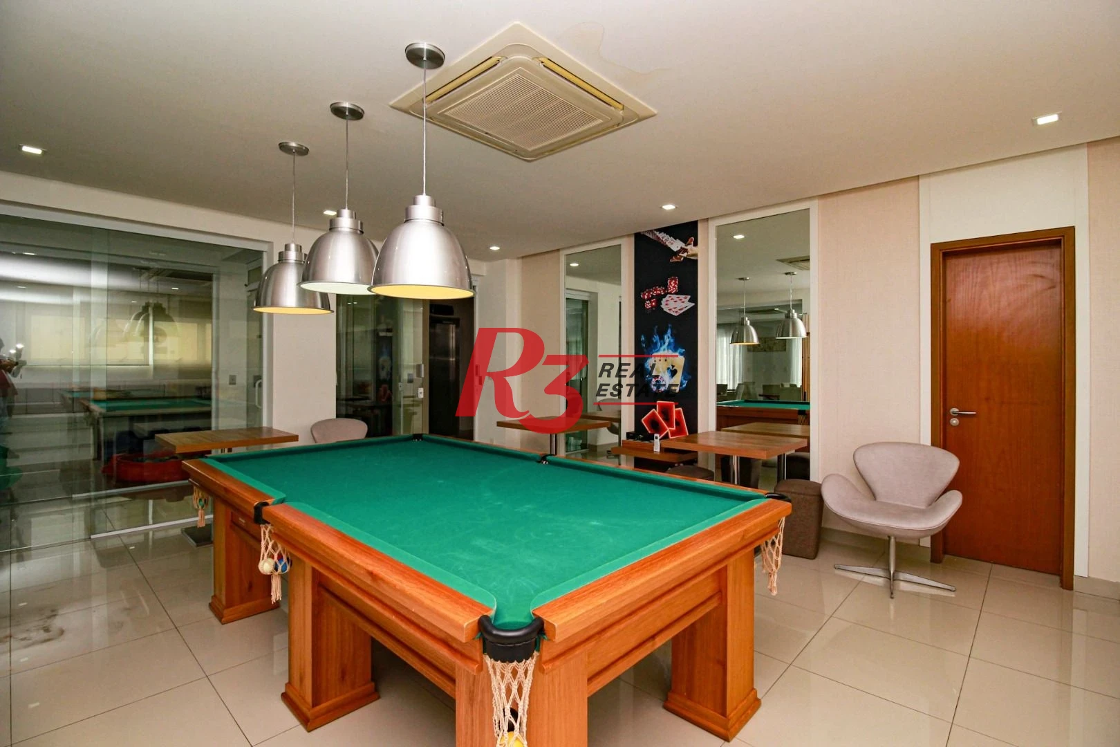 Apartamento com 3 dormitórios à venda, 114 m² por R$ 1.730.000,00 - Pompéia - Santos/SP