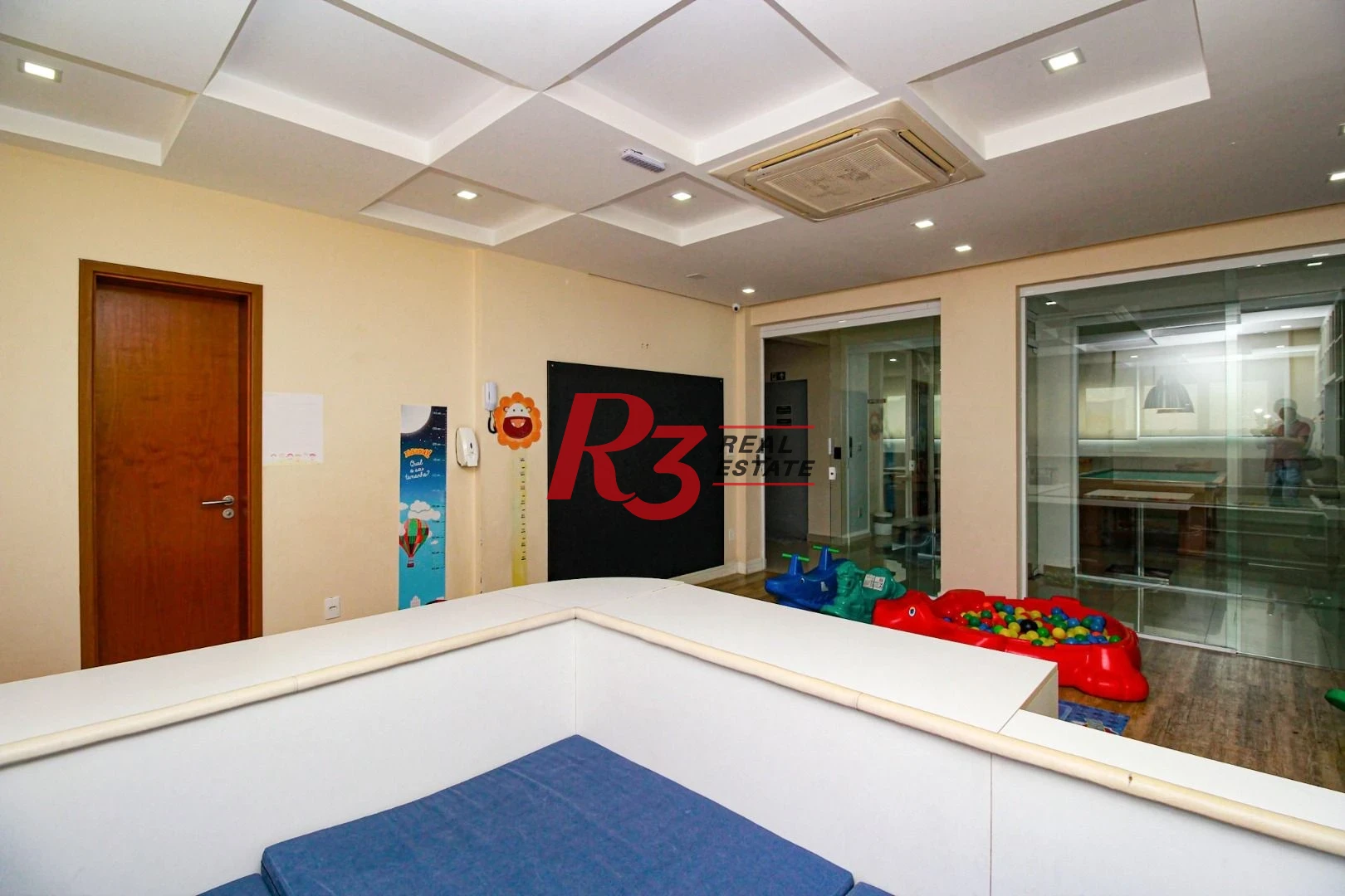 Apartamento com 3 dormitórios à venda, 114 m² por R$ 1.730.000,00 - Pompéia - Santos/SP