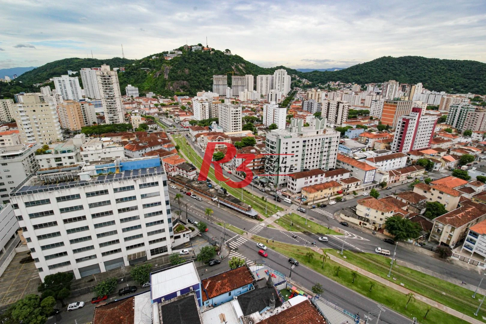 Apartamento com 3 dormitórios à venda, 114 m² por R$ 1.730.000,00 - Pompéia - Santos/SP
