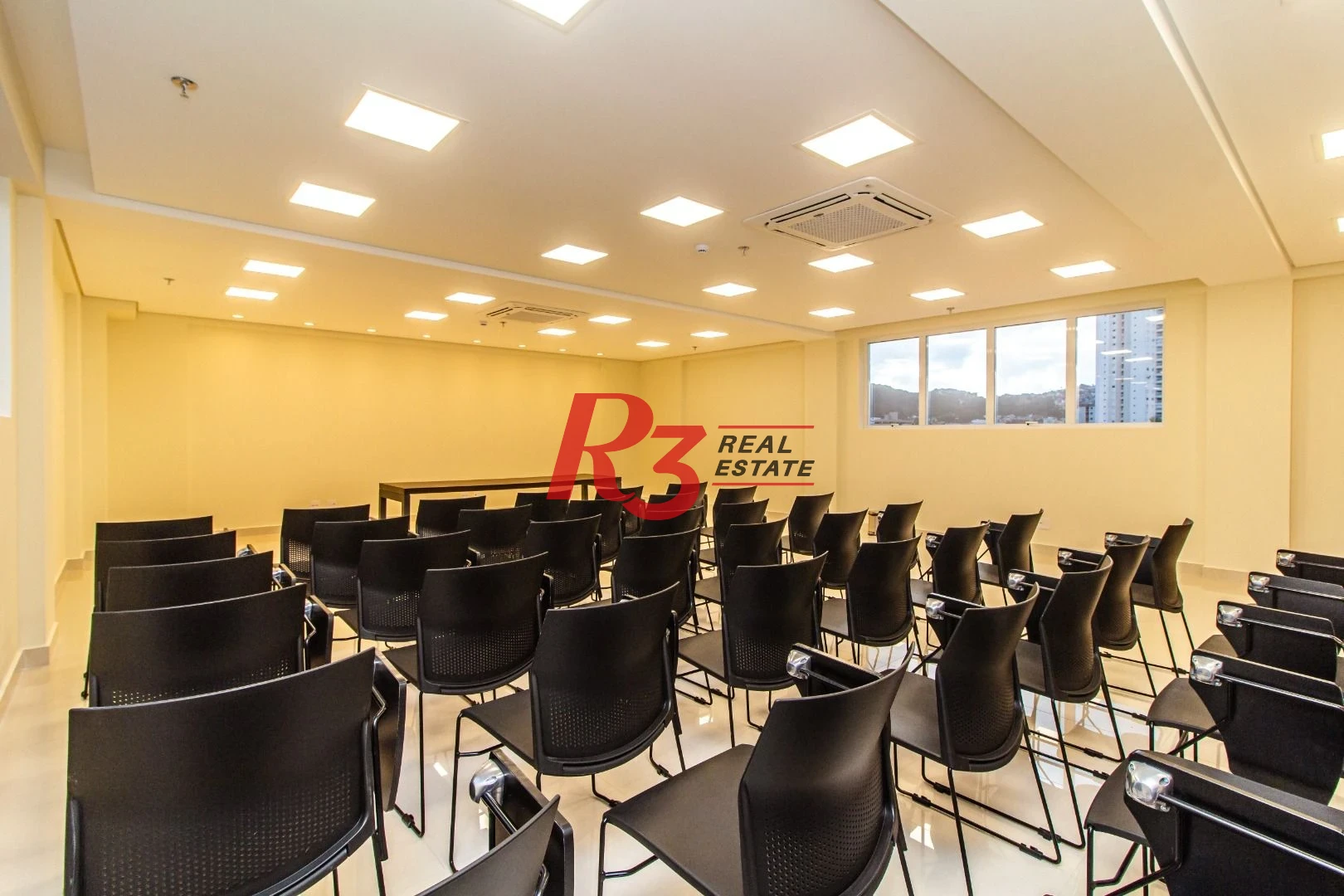 Sala para alugar, 101 m² por R$ 8.151,04/mês - Vila Matias - Santos/SP