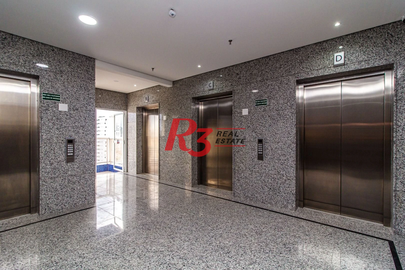 Sala para alugar, 101 m² por R$ 8.151,04/mês - Vila Matias - Santos/SP