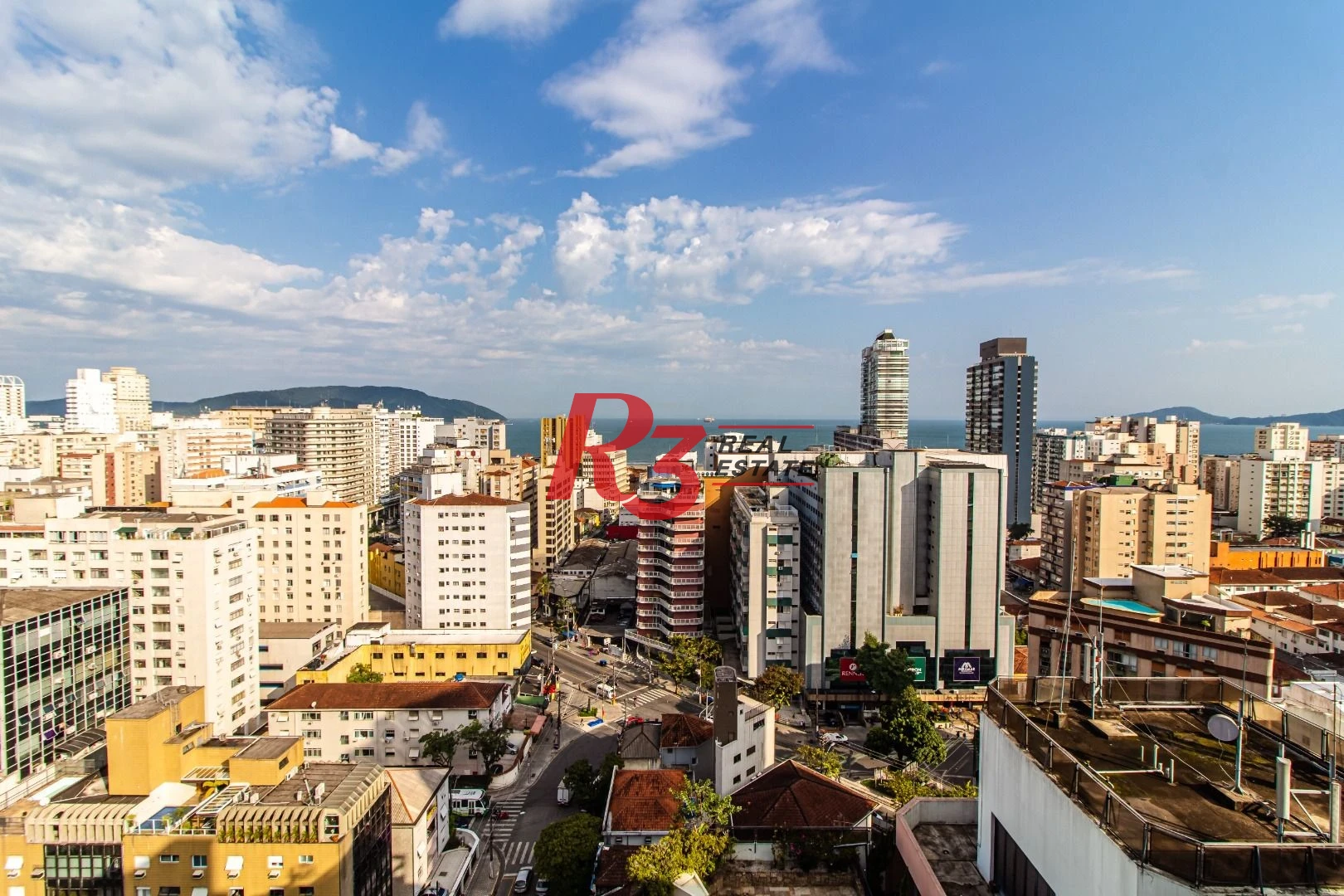 Apartamento Garden à venda, com 2 suítes e 3 vagas, Gonzaga, Santos SP