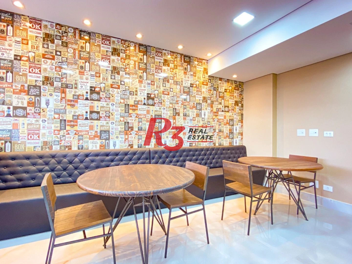Apartamento com 2 dormitórios para alugar, 69 m² por R$ 5.500,00/mês - Boqueirão - Santos/SP