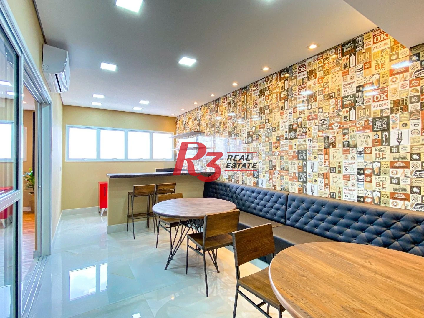 Apartamento com 2 dormitórios para alugar, 69 m² por R$ 5.500,00/mês - Boqueirão - Santos/SP