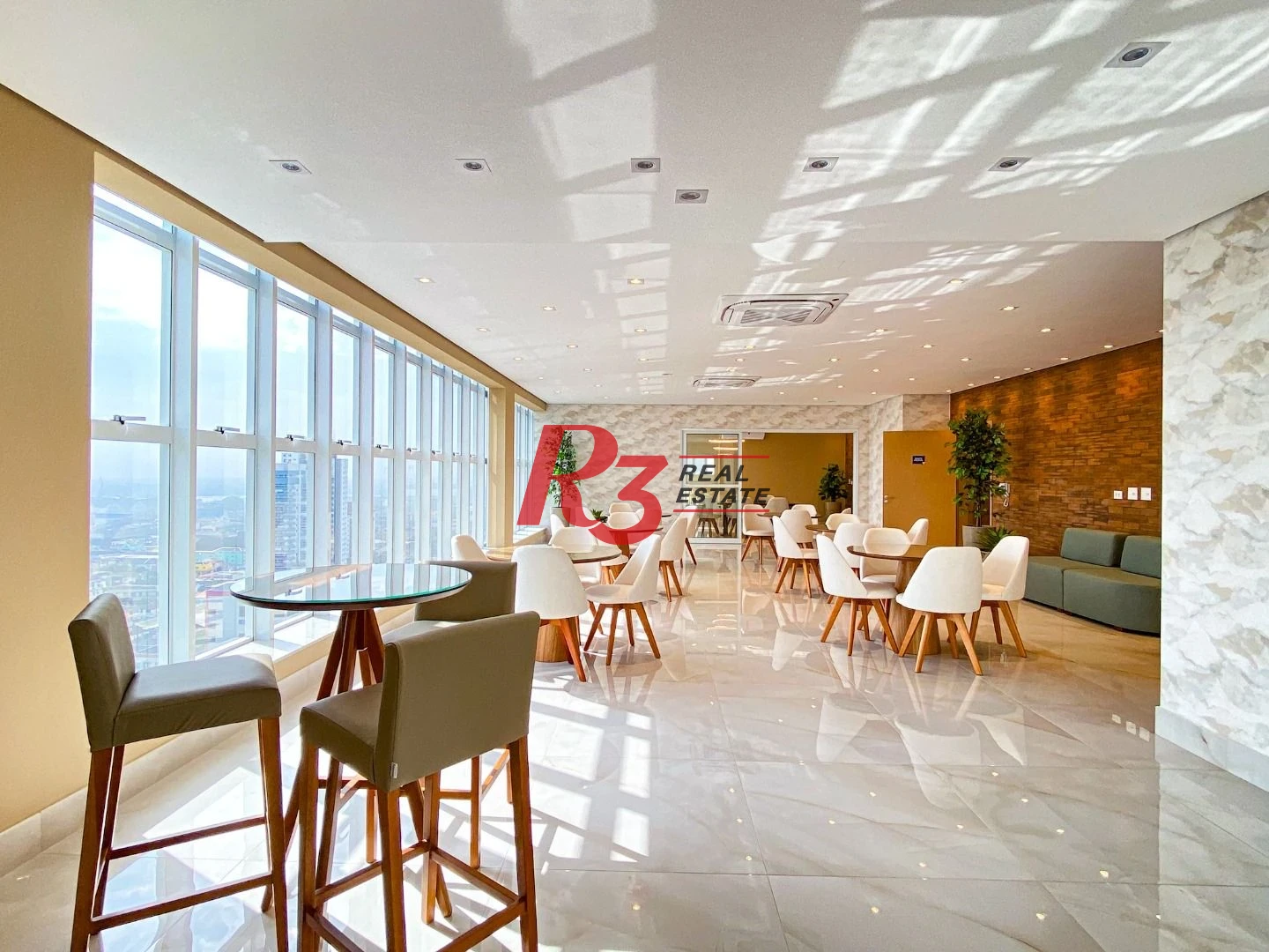 Apartamento com 2 dormitórios para alugar, 69 m² por R$ 5.500,00/mês - Boqueirão - Santos/SP