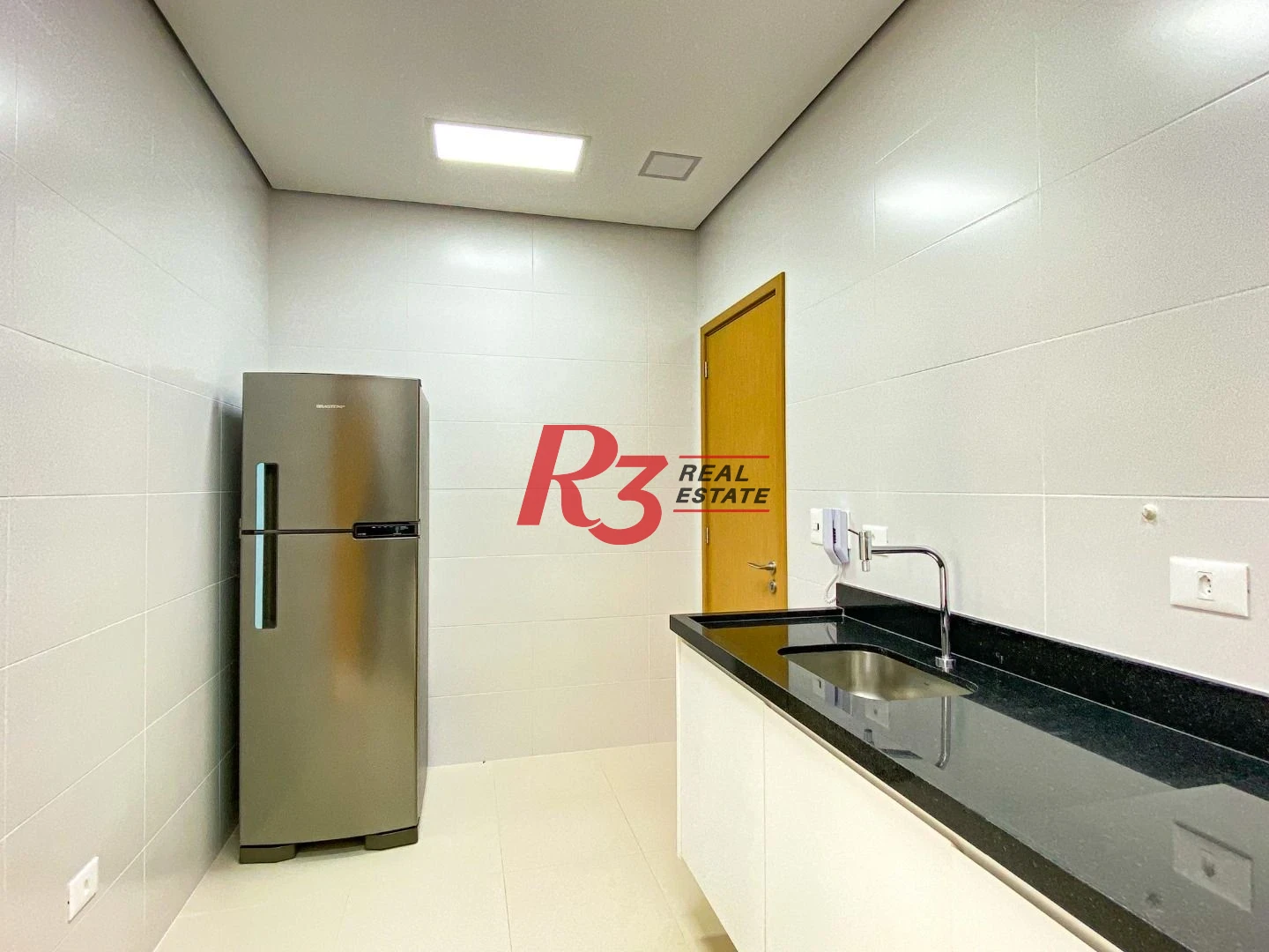 Apartamento com 2 dormitórios para alugar, 69 m² por R$ 5.500,00/mês - Boqueirão - Santos/SP