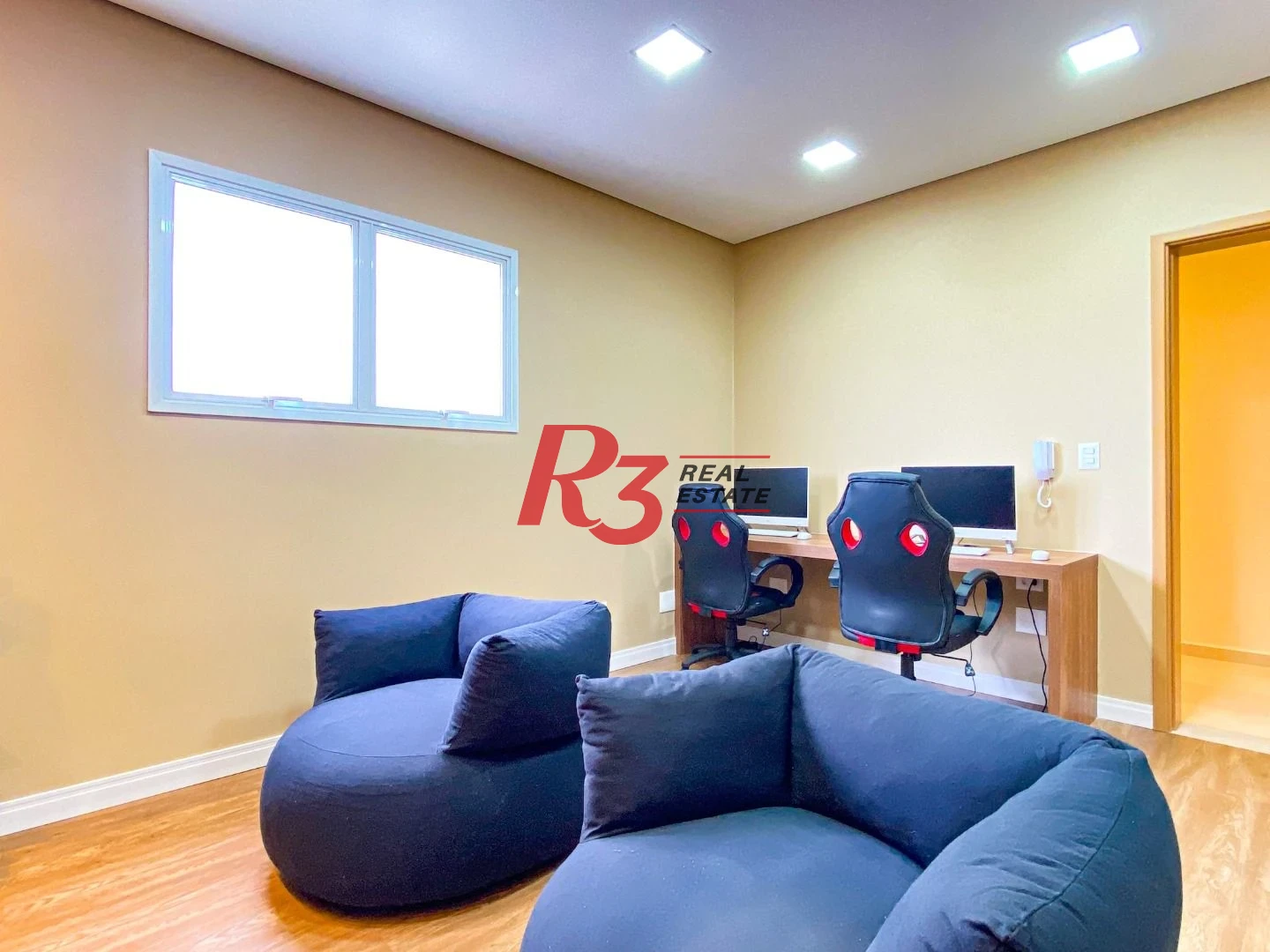 Apartamento com 2 dormitórios para alugar, 69 m² por R$ 5.500,00/mês - Boqueirão - Santos/SP