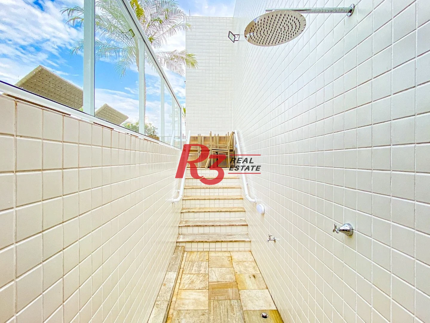 Apartamento com 2 dormitórios para alugar, 69 m² por R$ 5.500,00/mês - Boqueirão - Santos/SP