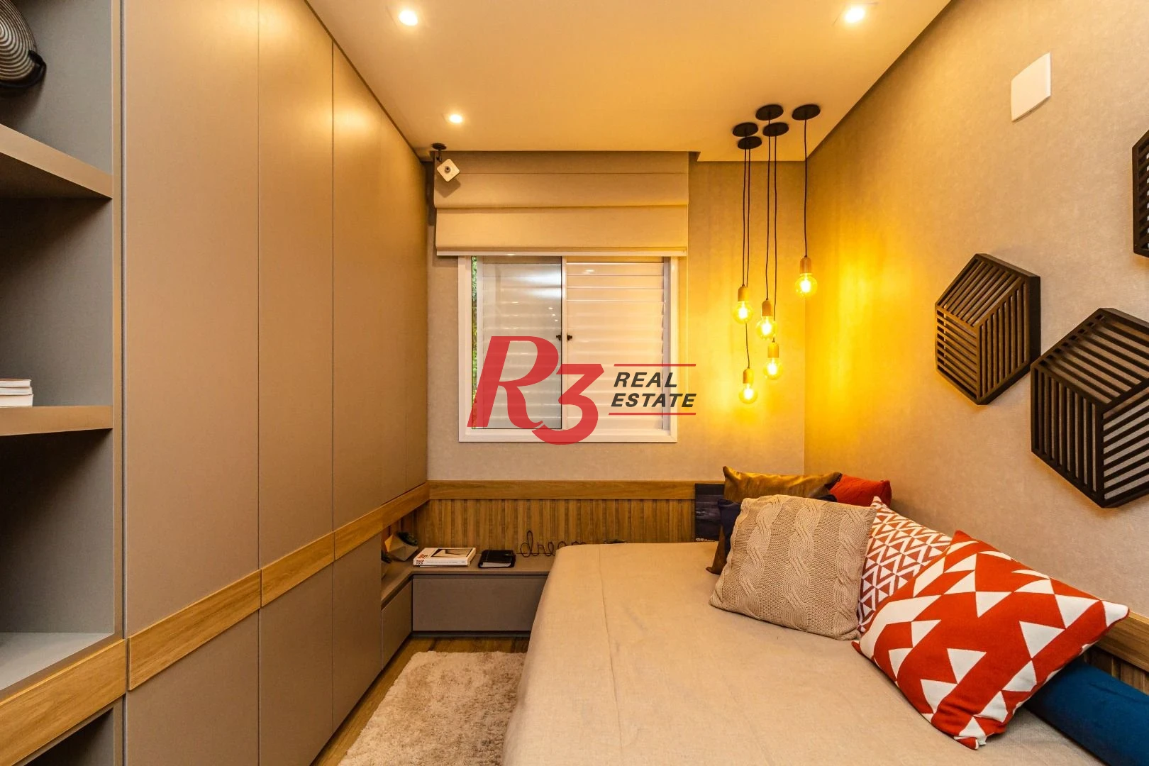 Apartamento com 2 quartos à venda, 63 m² por R$ 700.000 - Marapé - Santos/SP