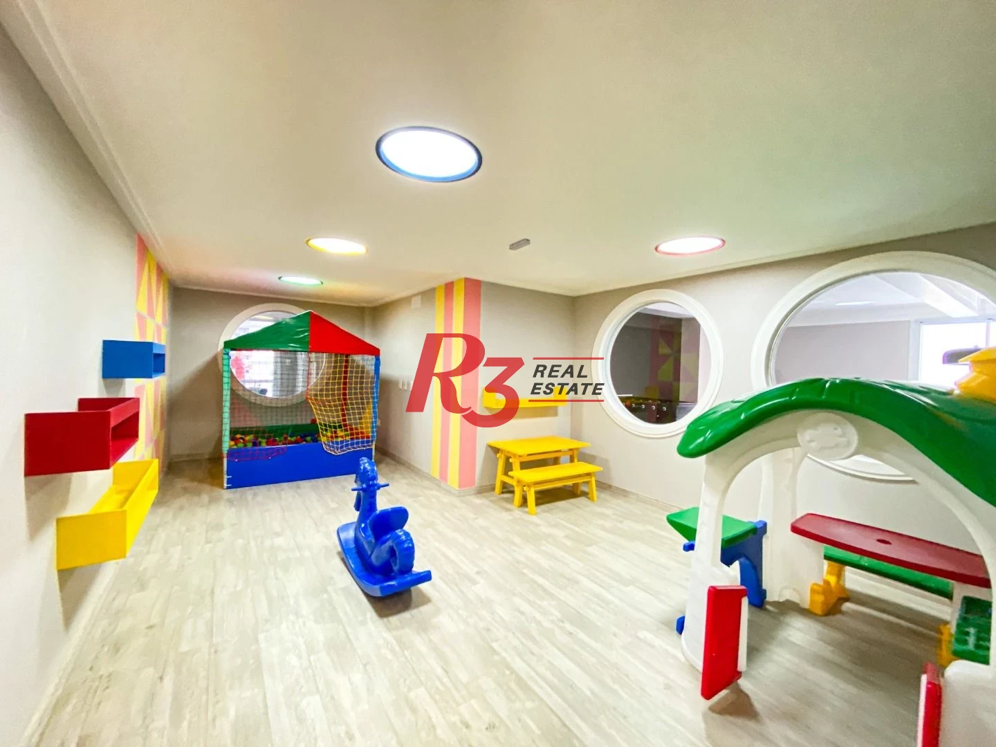 Apartamento com 3 dormitórios à venda, 133 m² - Canto do Forte - Praia Grande/SP